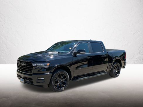 Used 2025 RAM 1500 Laramie AWD/4WD image 1