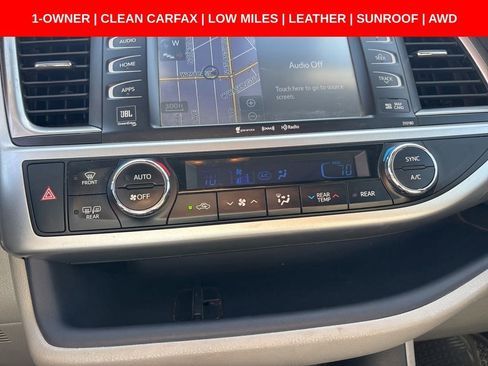 Used 2017 Toyota Highlander Limited w/ Carpet Mat Package AWD/4WD image 23