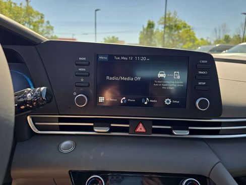 New 2026 Hyundai Elantra Sport FWD image 16