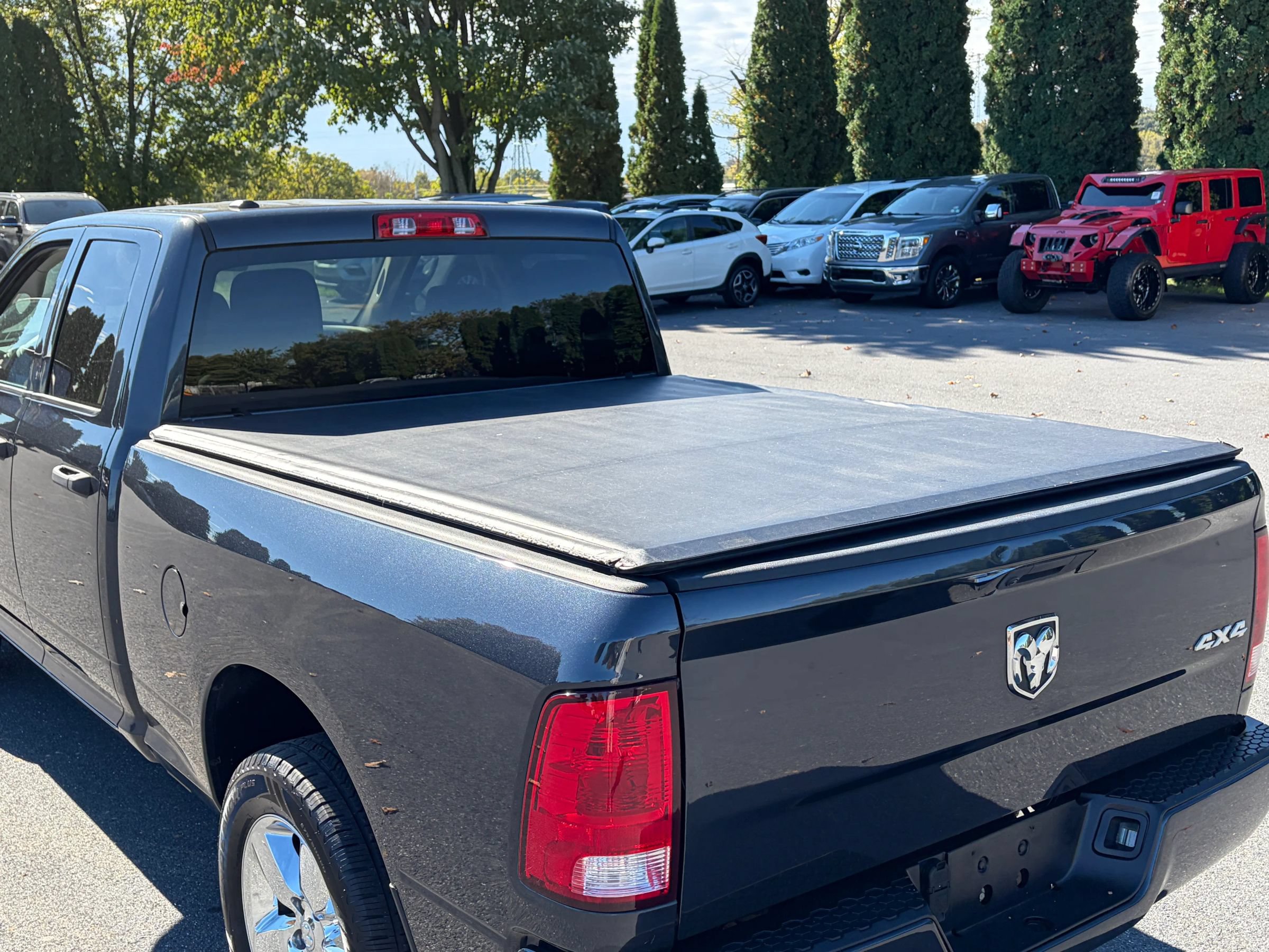 Used 2019 RAM 1500 Classic Tradesman AWD/4WD image 9