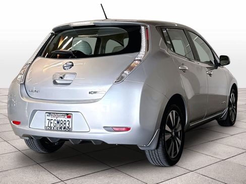 Used 2015 Nissan Leaf SV w/ LED & Quick Charge Package FWD image 14