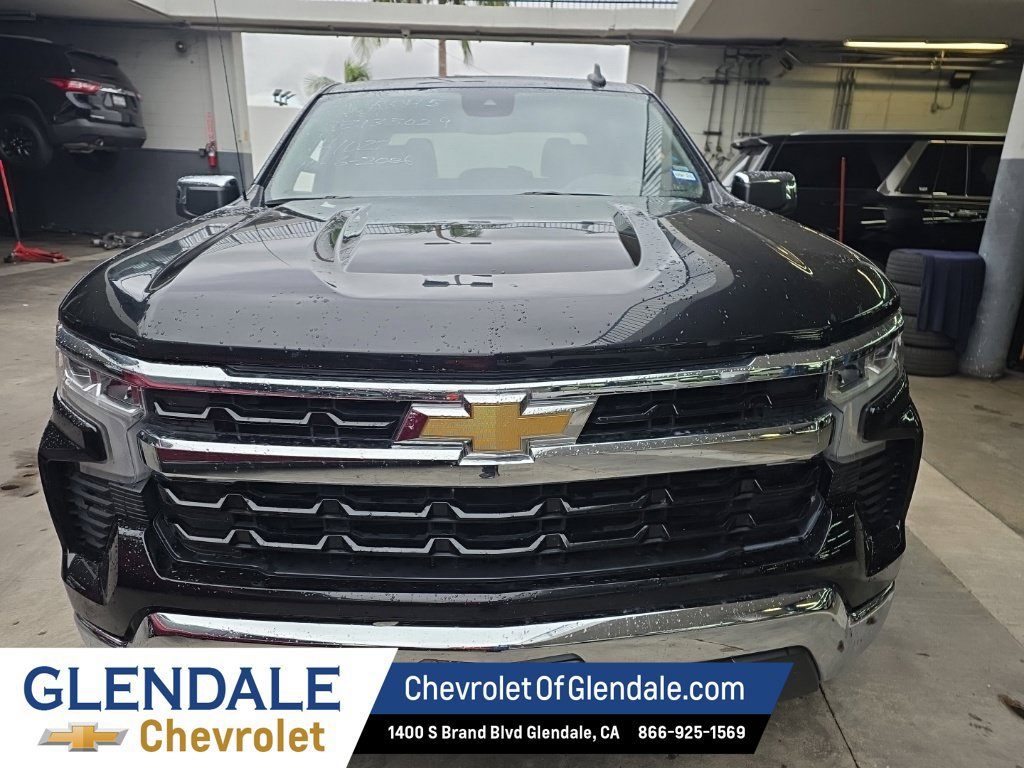 Used 2025 Chevrolet Silverado 1500 LT RWD image 7