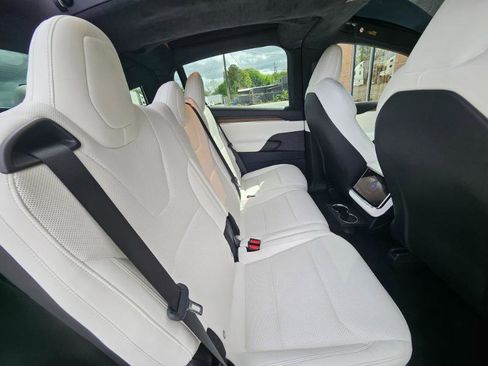 Used 2024 Tesla Model X AWD/4WD image 70