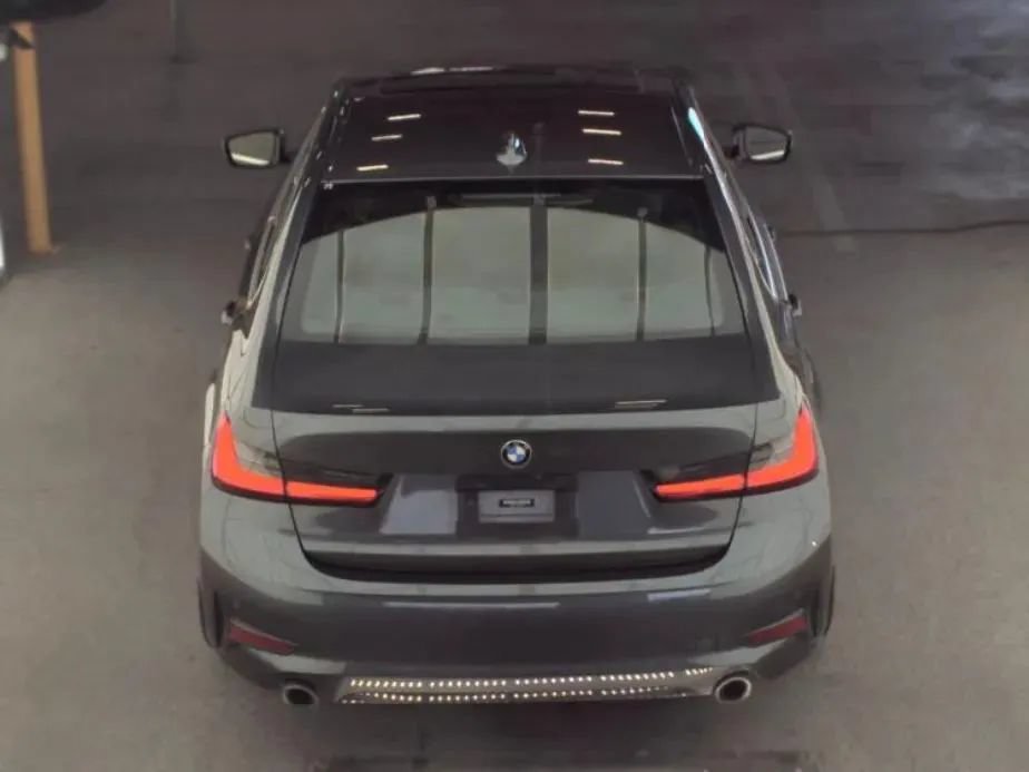 Used 2021 BMW 330i Sedan w/ Driving Assistance Package RWD image 5