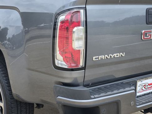 Used 2020 GMC Canyon Denali AWD/4WD image 14
