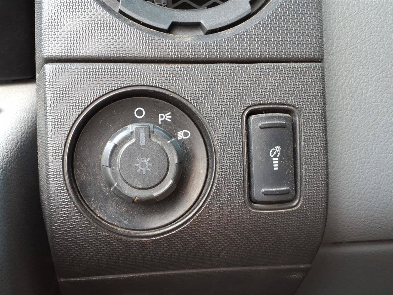 Used 2015 Ford F250 XL w/ Power Equipment Group AWD/4WD image 8