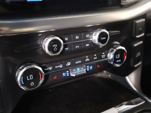 Used 2021 Ford F150 Lariat image 8