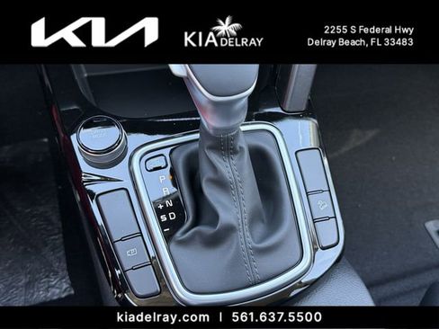 New 2026 Kia Seltos S FWD image 22