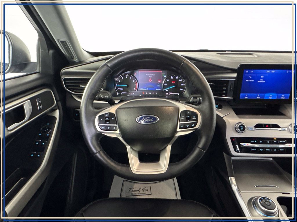 Used 2023 Ford Explorer XLT w/ Equipment Group 202A AWD/4WD image 33