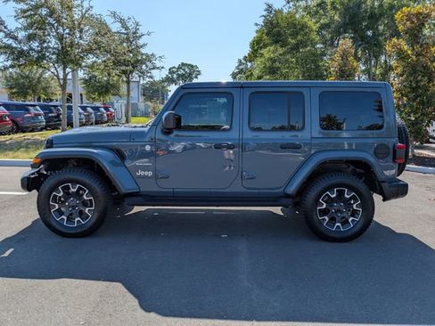 Used 2024 Jeep Wrangler Unlimited Sahara AWD/4WD image 7