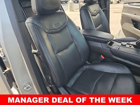 Used 2020 Cadillac XT6 Premium Luxury FWD image 10
