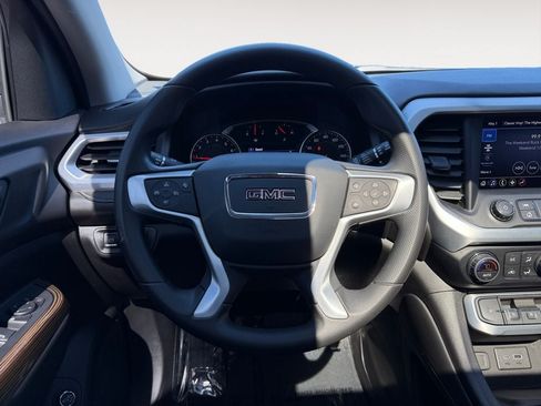 Used 2022 GMC Acadia SLE w/ Driver Convenience Package AWD/4WD image 13