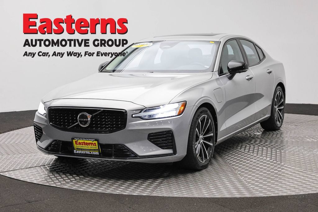 Used 2023 Volvo S60 T8 Plus AWD/4WD image 1