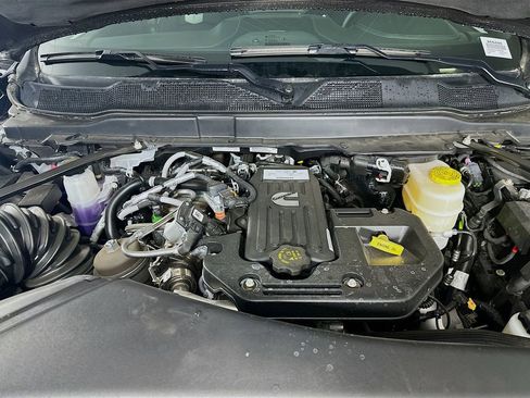 New 2026 RAM 3500 Limited image 18