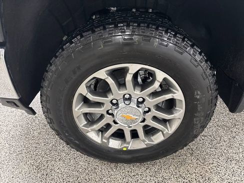 New 2026 Chevrolet Silverado 3500 LTZ w/ LTZ Premium Package image 18