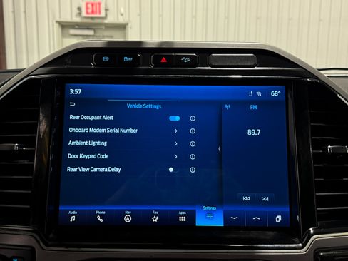 Used 2022 Ford F350 Lariat w/ Black Appearance Package image 47