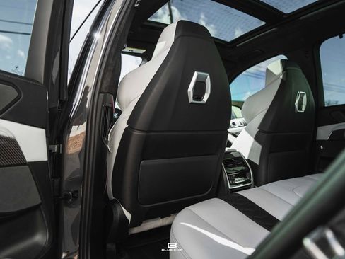 Used 2025 BMW X5 M Competition w/ Executive Package image 33