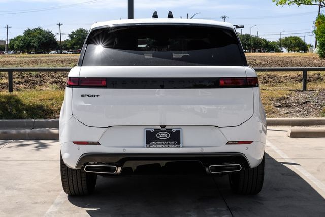 New 2026 Land Rover Range Rover Sport Dynamic SE AWD/4WD image 10