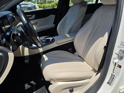 Used 2017 Mercedes-Benz E 300 image 25