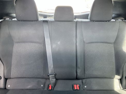 Used 2018 Toyota C-HR XLE image 30