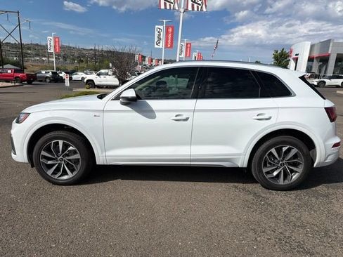 Used 2022 Audi Q5 2.0T Premium Plus w/ Premium Plus Package AWD/4WD image 6