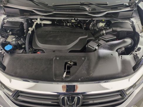 Certified 2024 Honda Odyssey Elite image 22