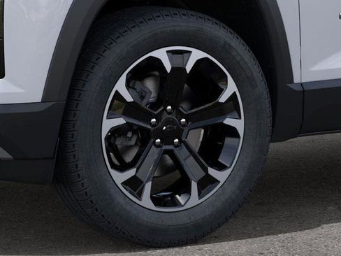 New 2026 Chevrolet Equinox LT w/ Safety and Technology Package image 9