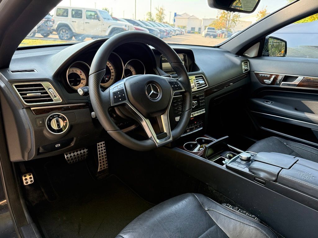Used 2015 Mercedes-Benz E 550 Cabriolet image 16