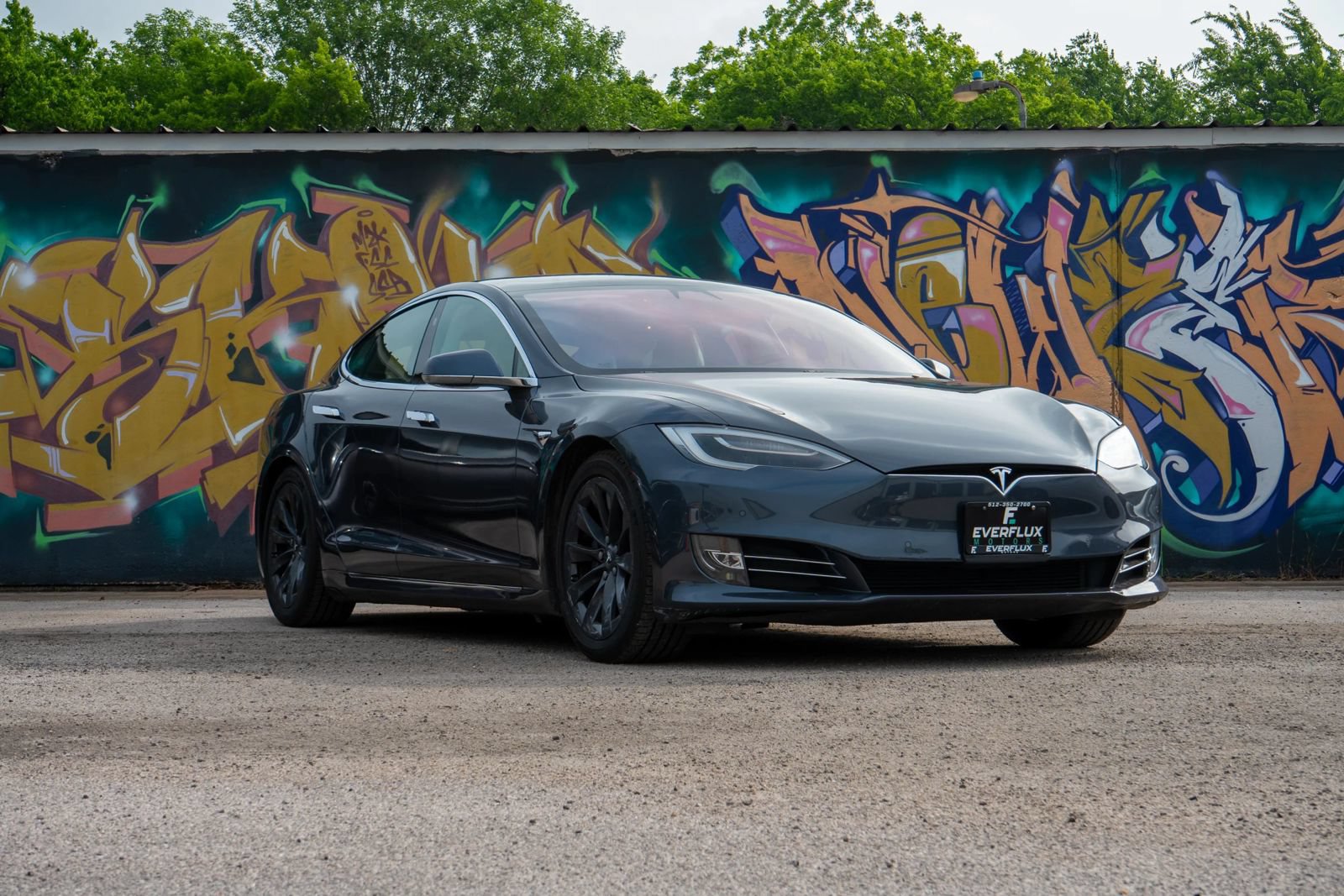 Used 2017 Tesla Model S 75D AWD/4WD image 2