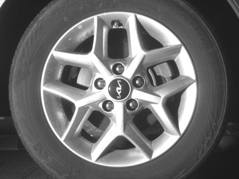 Used 2025 Kia Soul FWD image 13