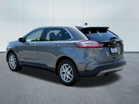 Used 2023 Ford Edge SEL AWD/4WD image 7