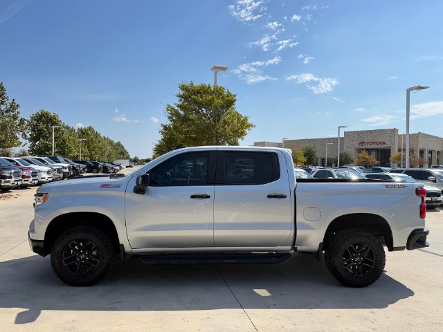 Used 2022 Chevrolet Silverado 1500 LT Trail Boss w/ LT Trail Boss Premium Package AWD/4WD image 8