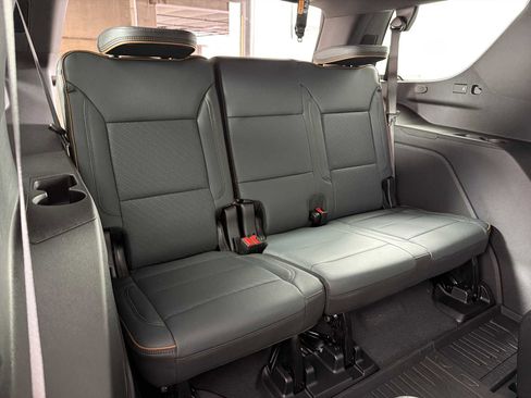 New 2026 GMC Yukon AT4 w/ AT4 Premium Plus Package image 24