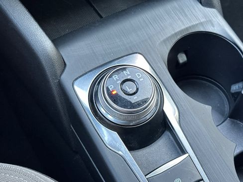 Used 2020 Ford Escape SE Sport image 21