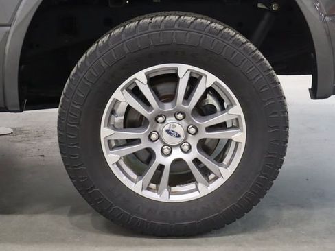 Used 2020 Ford F150 Lariat w/ Equipment Group 501A Mid image 41