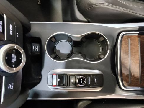 Used 2020 Acura MDX SH-AWD image 27