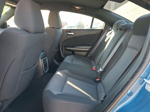 Used 2022 Dodge Charger SXT image 11