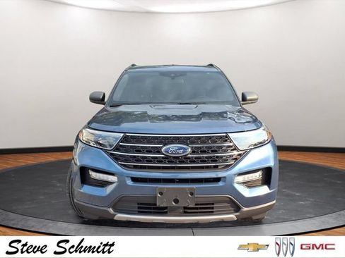 Used 2020 Ford Explorer XLT w/ Equipment Group 202A AWD/4WD image 28