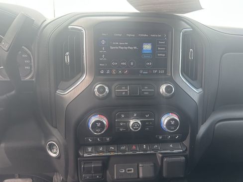 Used 2022 GMC Sierra 3500 Denali w/ Denali Ultimate Package image 8