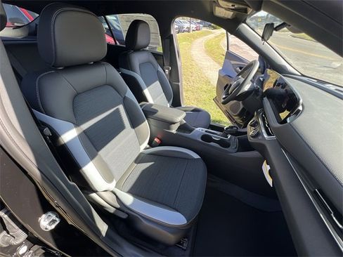 New 2026 Buick Envista Preferred image 11