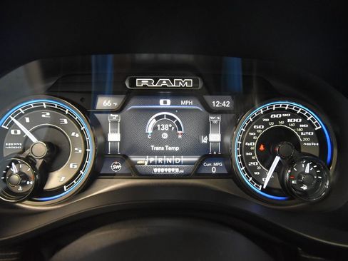 Used 2020 RAM 1500 Limited AWD/4WD image 9