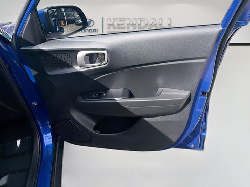 Used 2023 Hyundai Venue SEL w/ Cargo Package FWD image 30