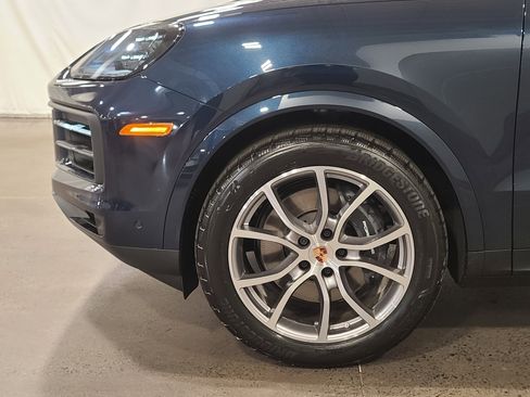 New 2026 Porsche Cayenne image 34