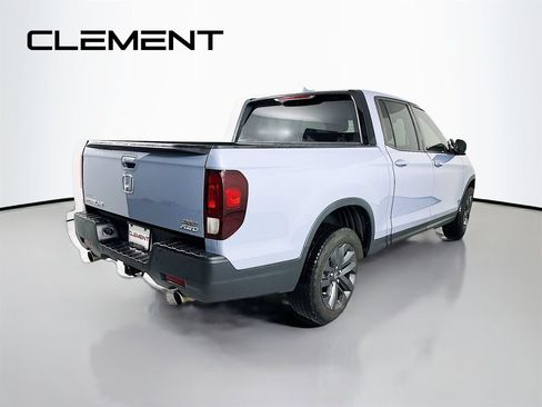 Used 2023 Honda Ridgeline Sport image 7