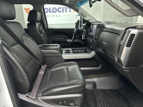 Used 2015 Chevrolet Silverado 2500 LTZ image 22