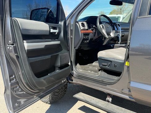 Used 2017 Toyota Tundra Limited image 83