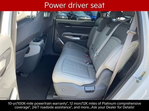 Certified 2024 Kia EV9 Wind AWD/4WD image 25