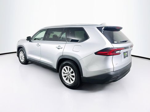 Used 2025 Toyota Grand Highlander AWD image 5