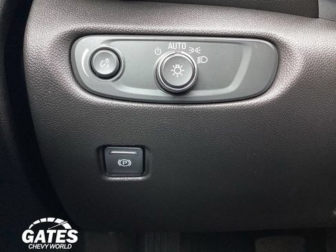 Used 2022 Chevrolet Blazer LT FWD image 22