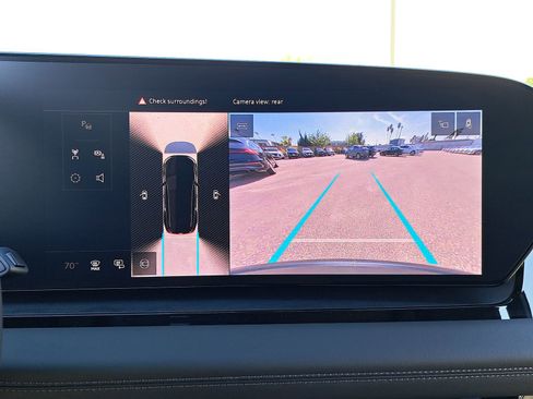 New 2025 Audi Q6 e-tron Premium image 27